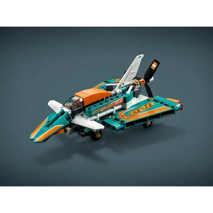 lego_gonochnyy_samolet_technic_42117_9