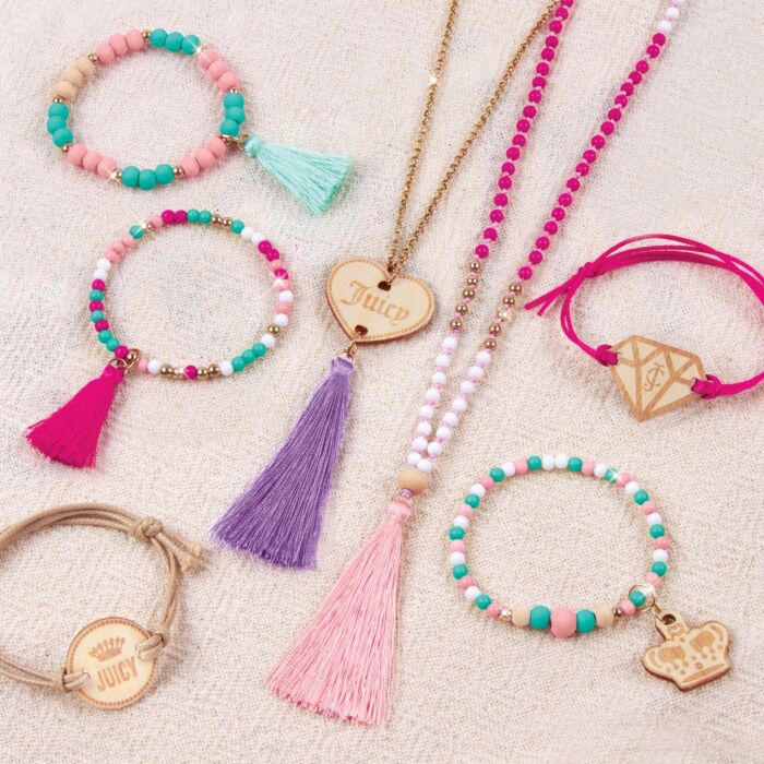 nabor_dlya_tvorchestva_make_it_real_sozdanie_ukrasheniy_juicy_couture_trendy_tassels_2