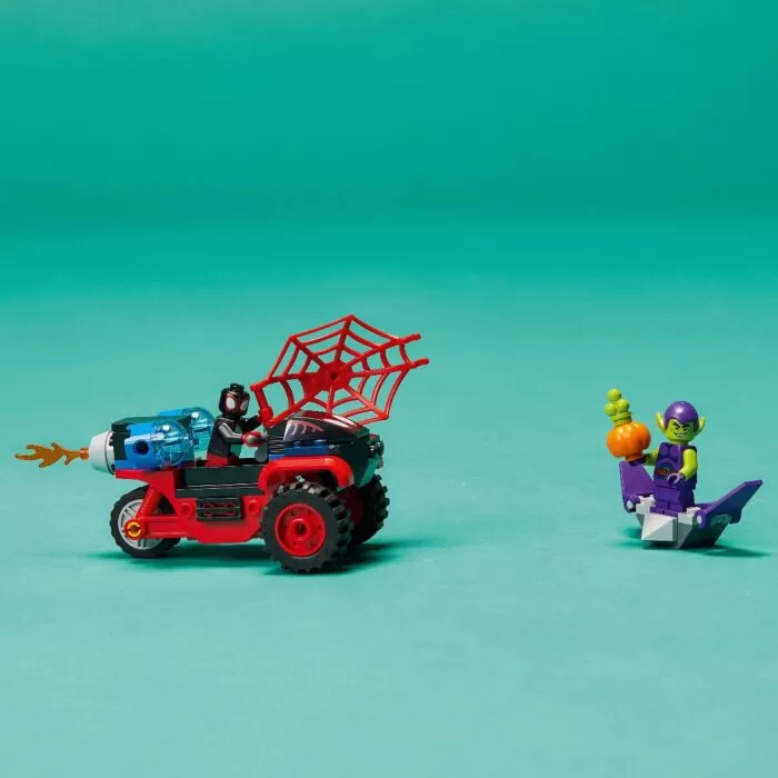 lego_maylz_morales_tehnotrayk_chelovekapauka_super_heroes_10781_4